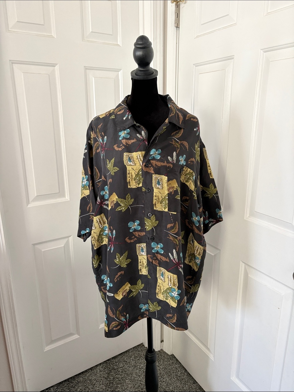Vintage 90s Firethorn Silk Short Sleeve Camp Shirt